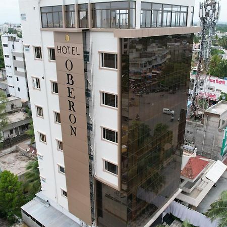 Hotel Oberon Solapur Eksteriør bilde