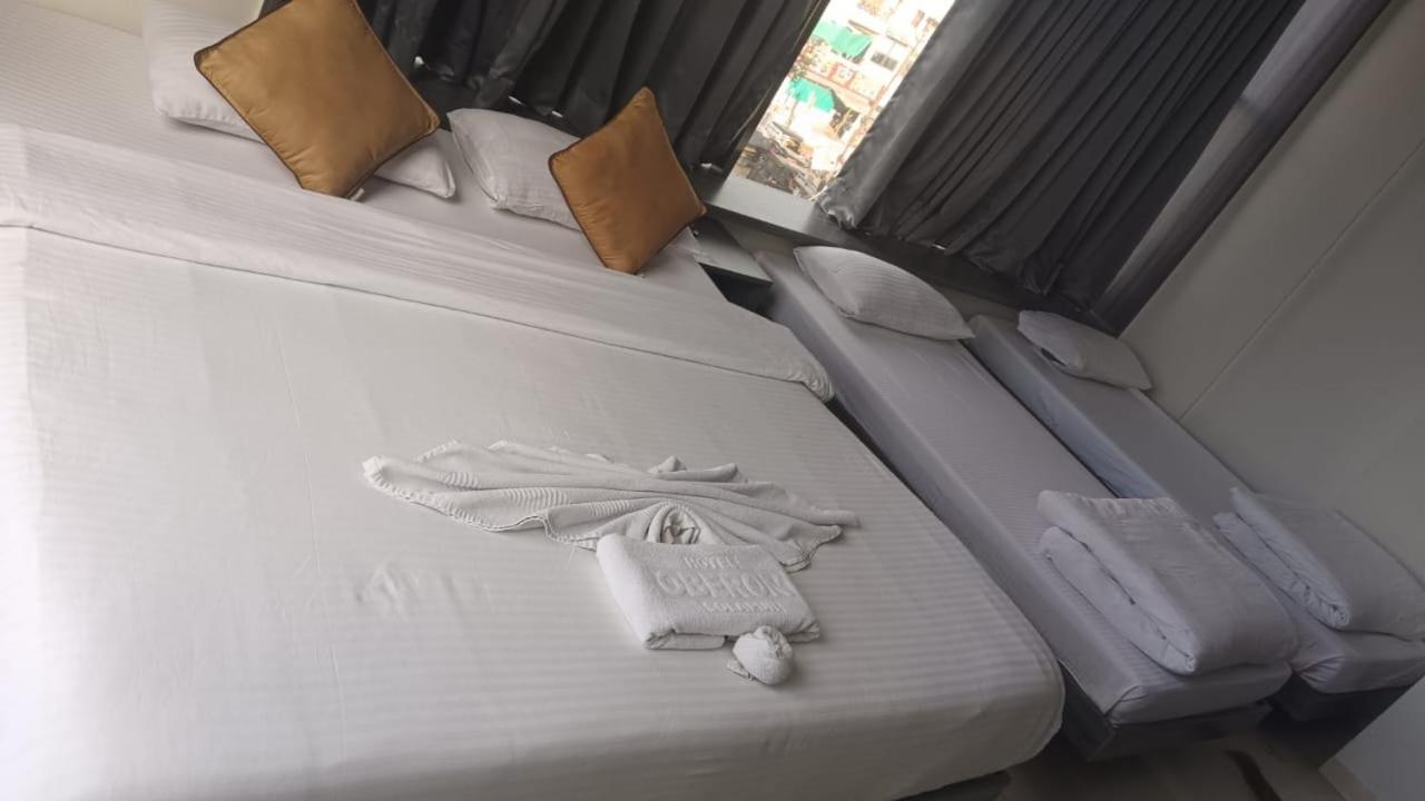 Hotel Oberon Solapur Eksteriør bilde